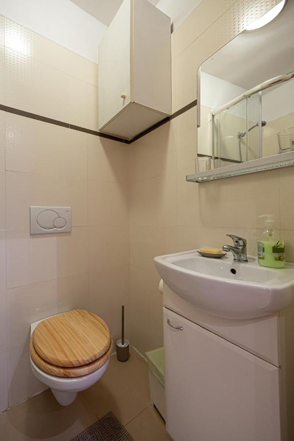 Bivalvia Apartments كوبر المظهر الخارجي الصورة
