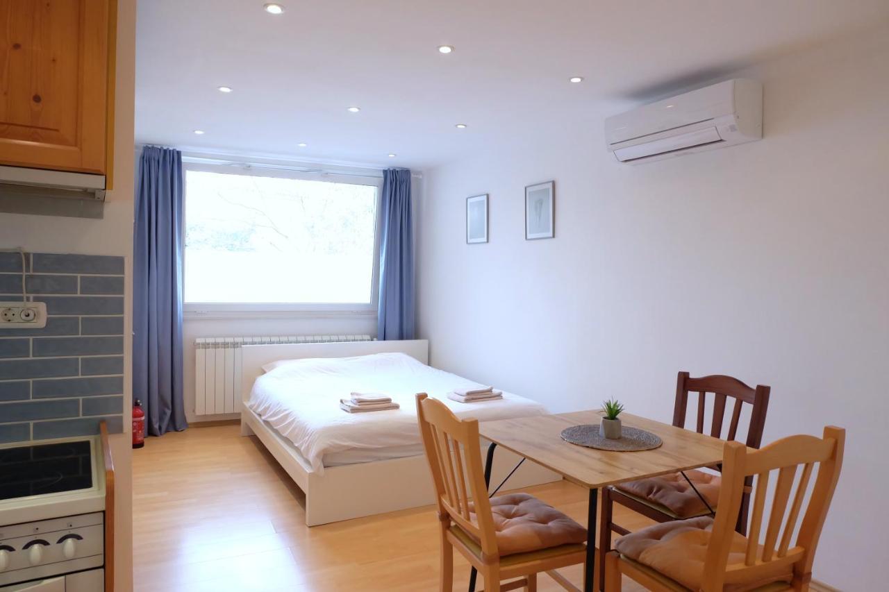 Bivalvia Apartments كوبر المظهر الخارجي الصورة